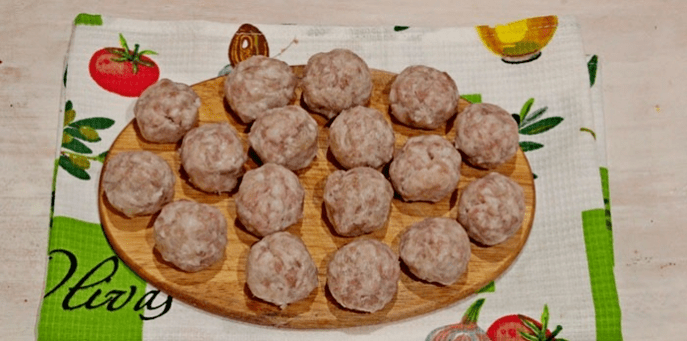 Boulettes de viande cuites induites